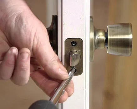 Neighborhood Locksmith Store Joliet, IL 815-267-1322 - expert-locksmith